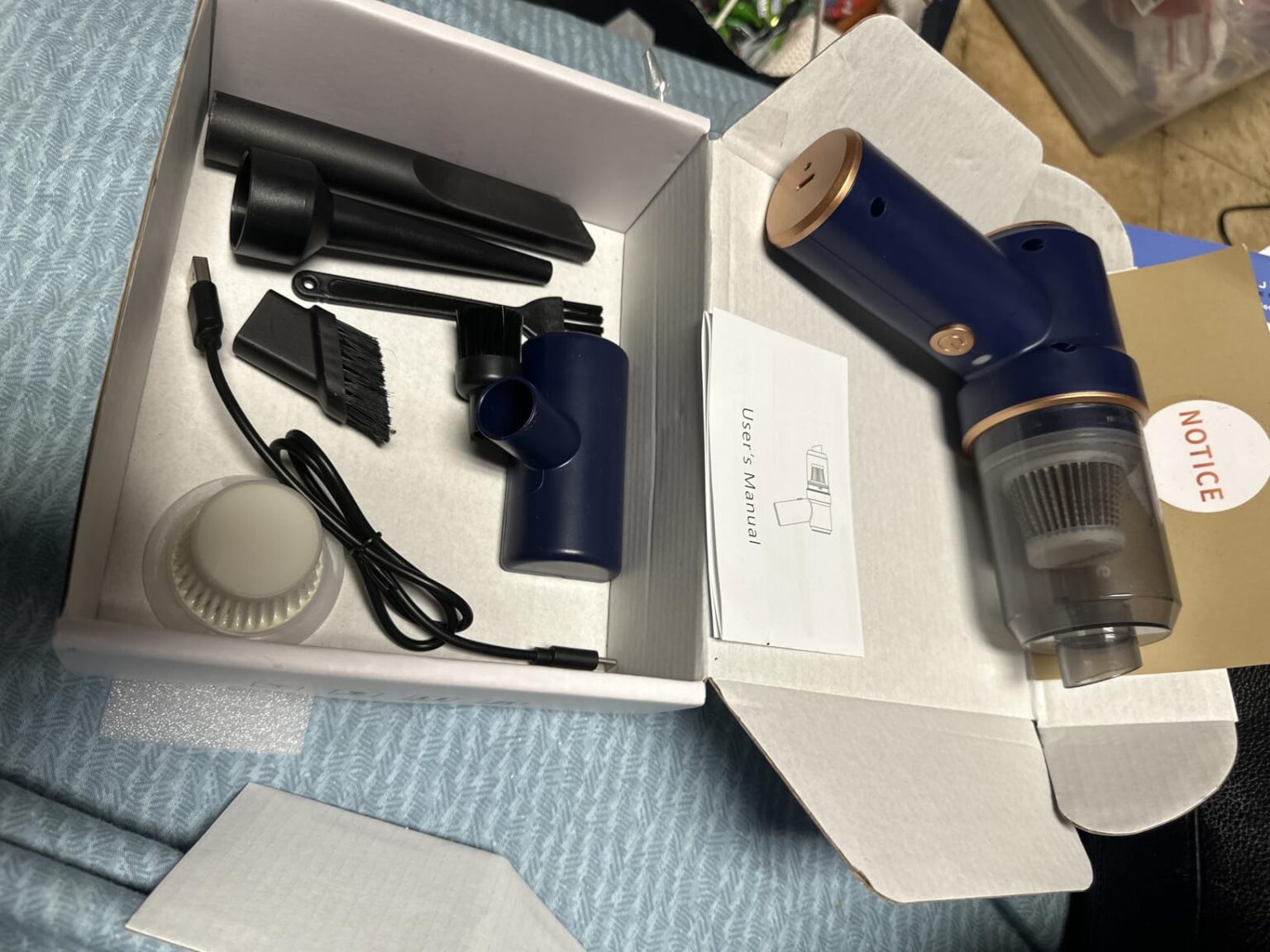 This handheld vacuum works great for cleaning my car. It has good suction, is easy to use, and comes with helpful attachments. Lightweight and practical for quick cleanups. I’m very satisfied with this purchase. Mr Johnson Edo state ⭐⭐⭐⭐⭐